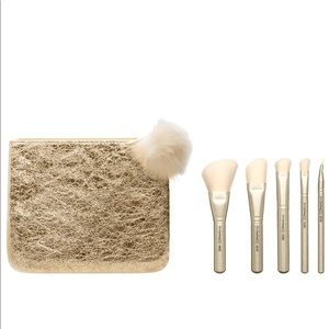 MAC Snow Ball Mini Brush Kit in Gold